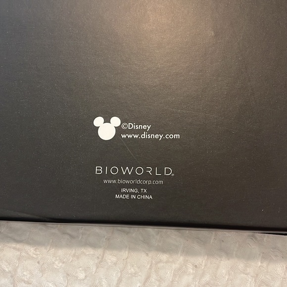 Disney Mickey Mouse 3 Piece Gift Set - Picture 6 of 6